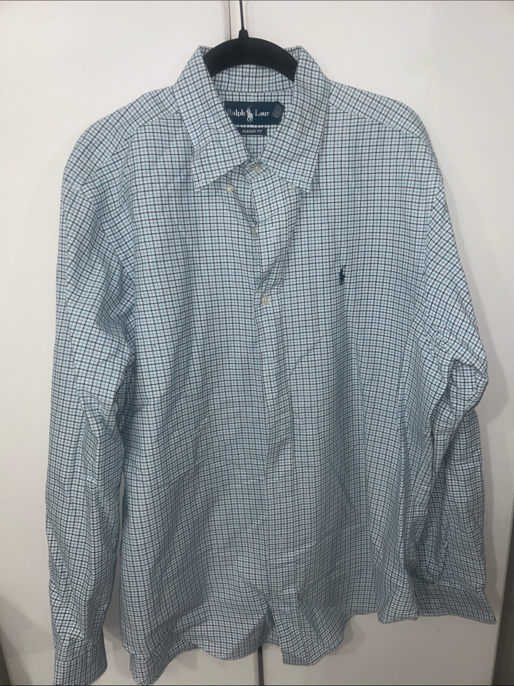 Ralph Lauren Men's Light Blue  Cotton Dress Shirt. Classic fit. Sz large